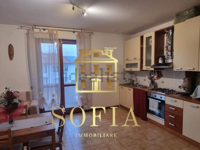 Appartamento in vendita a Collesalvetti, Toscana