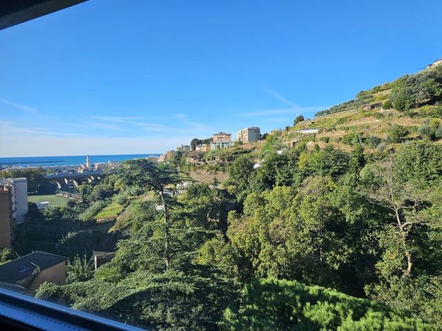 Appartamento in vendita a Pra', Genova
