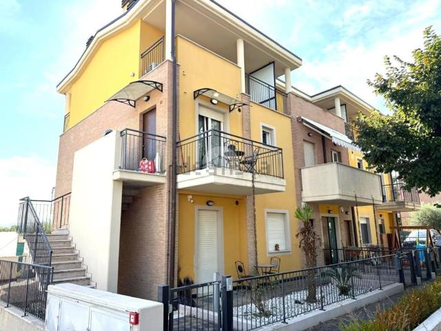 Appartamento in vendita a Calcinelli, Pesaro e Urbino