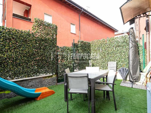 Appartamento in vendita a Robbiano, Giussano
