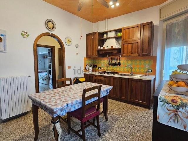 Appartamento in vendita a Collesalvetti, Livorno