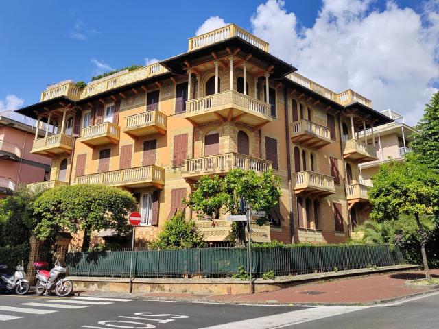 Appartamento in vendita a San Lorenzo Della Costa, Liguria