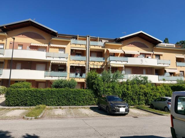 Appartamento in vendita a Villa Fastiggi, Marche