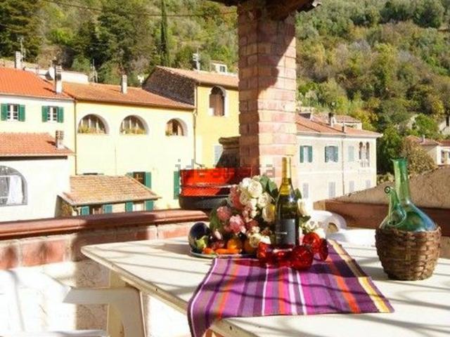Appartamento in vendita a Dolcedo, Liguria