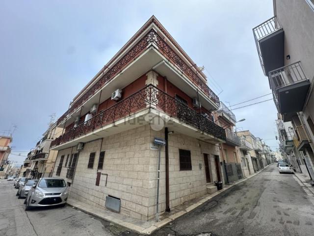 Appartamento in vendita a Puglia, Barletta-andria-trani