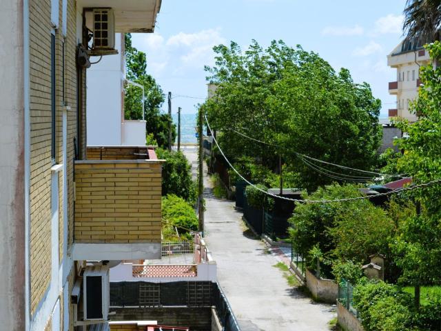 Appartamento in vendita a Lido di Latina, Latina