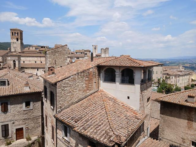 Appartamento in vendita a Narni, Terni