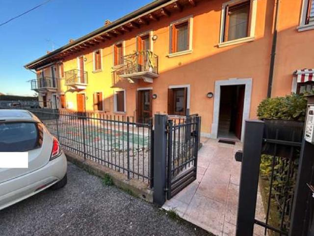 Appartamento in vendita a Villafranca Di Verona, Veneto