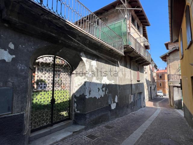 Appartamento in vendita a Comunità Montana del Piambello, Marchirolo