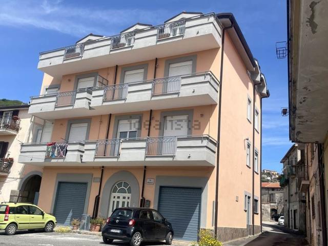 Appartamento in vendita a Roccamonfina, Campania