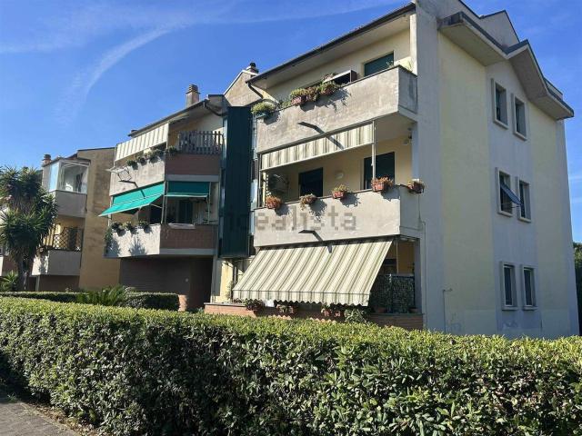 Appartamento in vendita a Il Fondino, Rosignano Marittimo