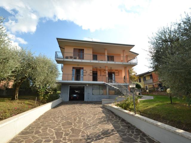 Appartamento in vendita a Sandrà, Castelnuovo del Garda