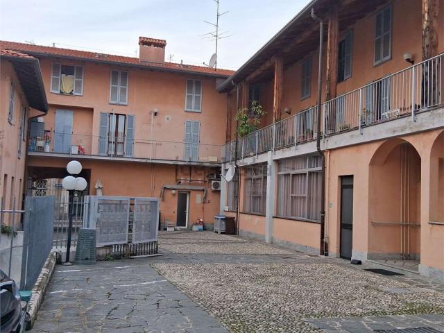 Appartamento in vendita a Turate, Como