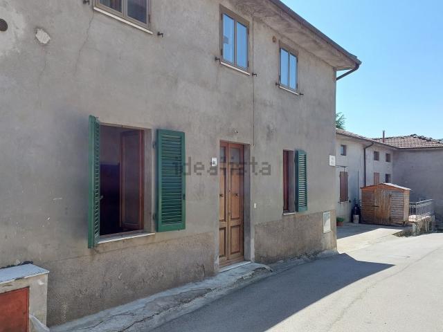 Appartamento in vendita a Unione Comuni Garfagnana, Piazza Al Serchio