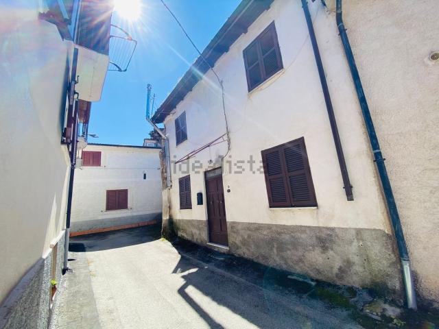 Appartamento in vendita a Borgorose, Lazio
