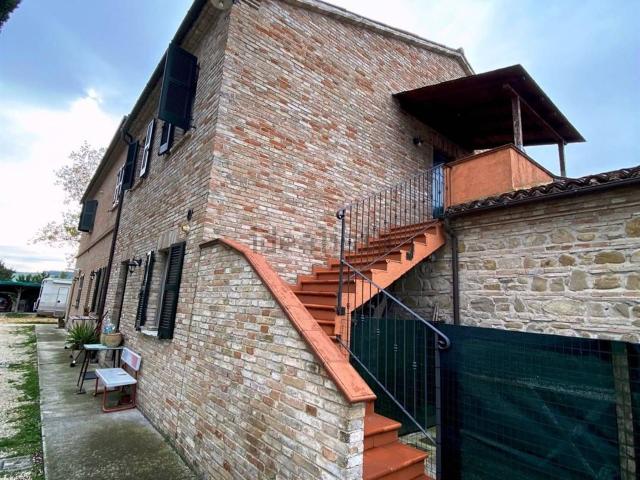 Appartamento in vendita a Cuccagna, Marche