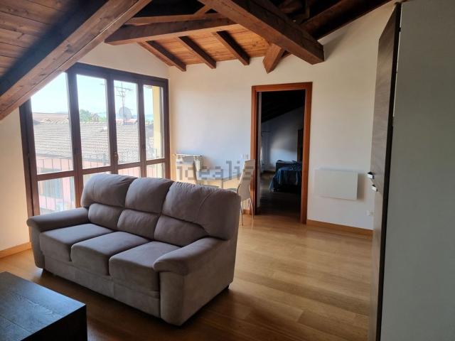 Attico in vendita a Colombetta, Stradella