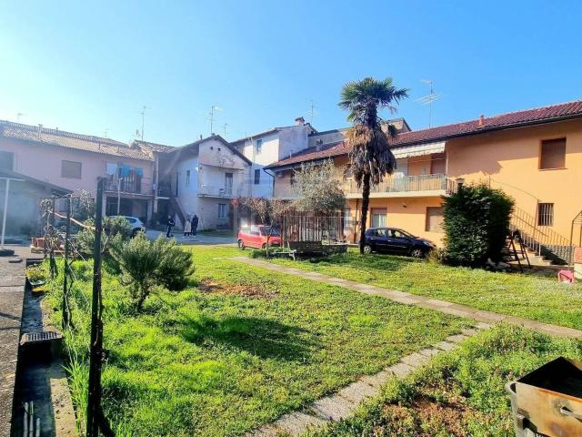 Appartamento in vendita a Baracche, Trezzo Sull'adda
