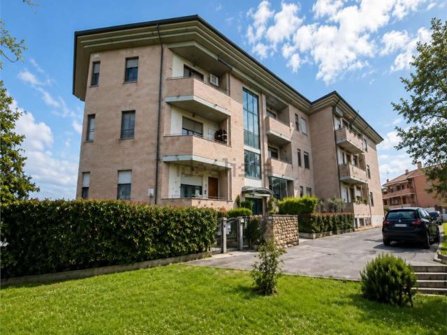 Appartamento in vendita a Isola d'Arbia, Siena