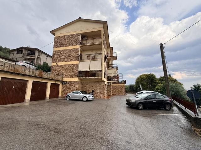 Appartamento in vendita a Cenerente, Umbria