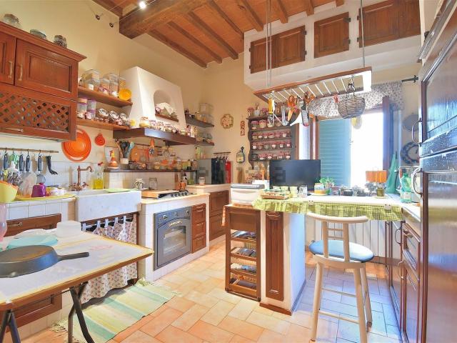 Appartamento in vendita a Monteroni D'arbia, Toscana