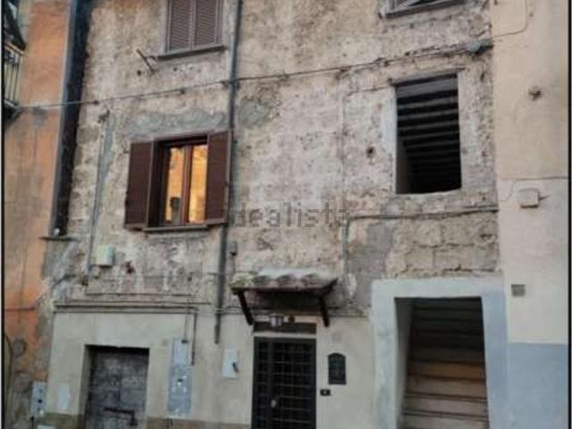 Appartamento in vendita a Sutri, Viterbo
