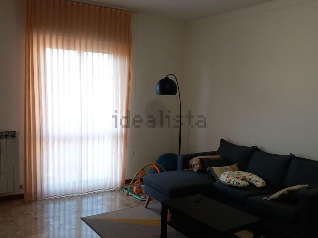Appartamento in vendita a Zona Castello, Cremona