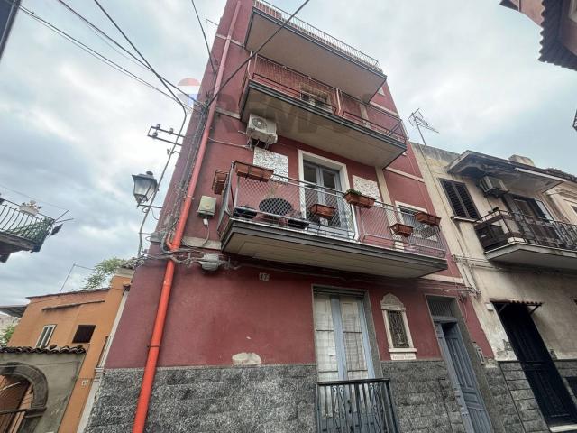 Appartamento in vendita a Paternò, Catania