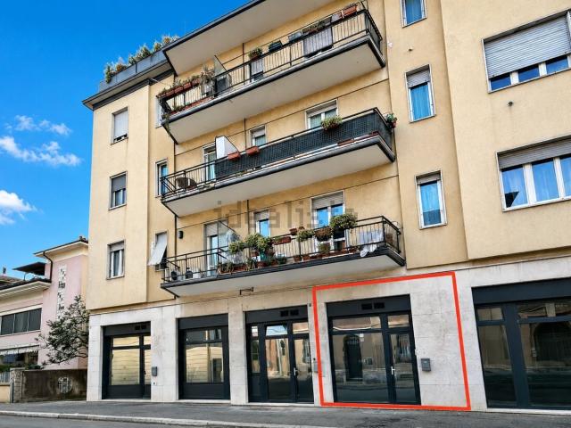 Appartamento in vendita a Zona Sud, Brescia