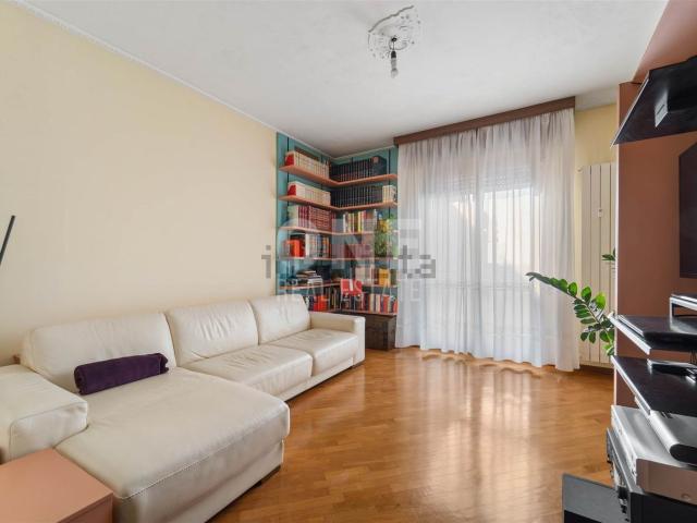 Appartamento in vendita a Lomagna