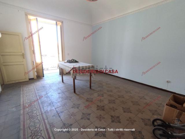 Appartamento in vendita a Santo Stefano Di Camastra, Sicilia