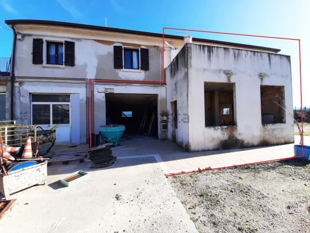 Appartamento in vendita a Marche, Macerata