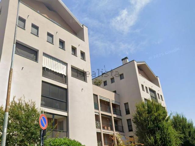Appartamento in vendita a Lacchiarella, Lombardia