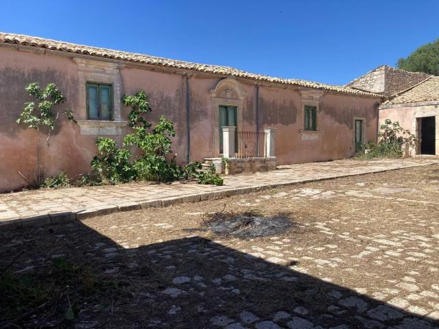 Appartamento in vendita a Ragusa, Sicilia