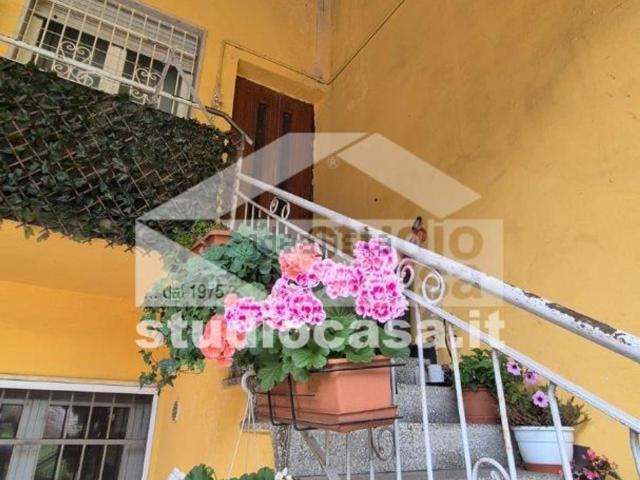 Appartamento in vendita a Endine Gaiano, Lombardia