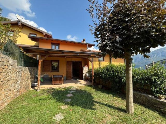 Appartamento in vendita a Bianzano, Bergamo