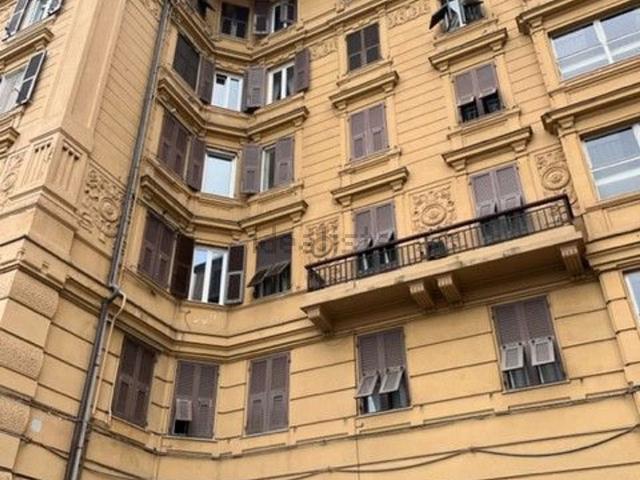 Appartamento in vendita a Sampierdarena, Genova