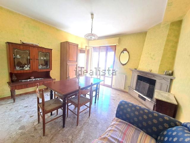 Appartamento in vendita a Tuoro Sul Trasimeno, Umbria