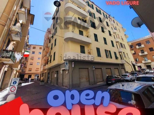 Appartamento in vendita a Vado Ligure, Liguria