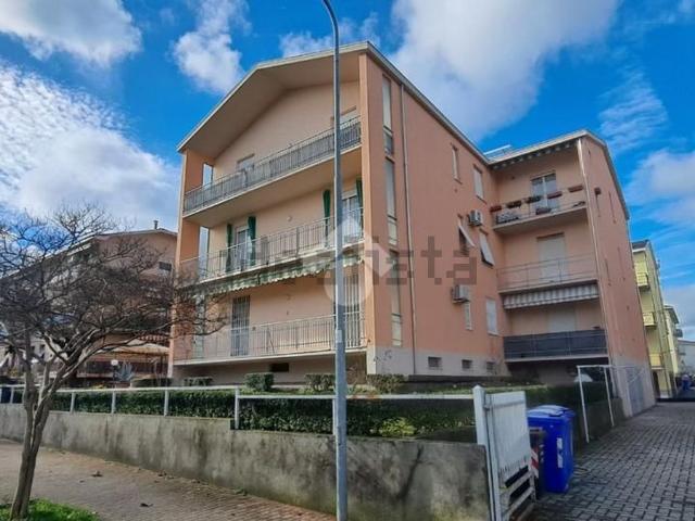 Appartamento in vendita a Trollo, Medesano