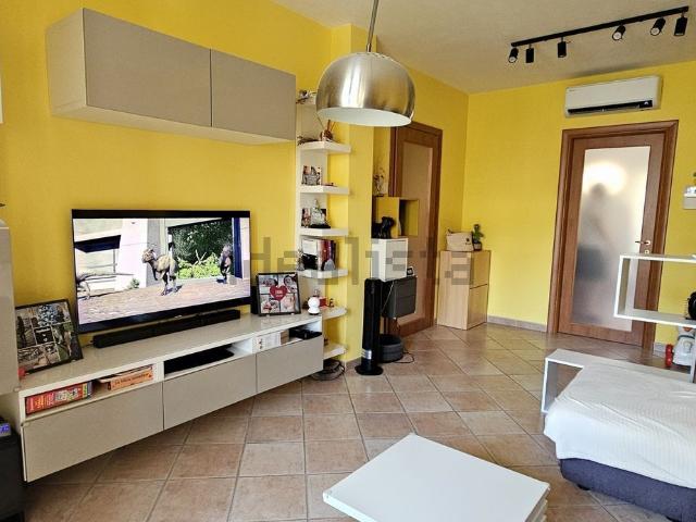 Appartamento in vendita a Fabbrica, Carrara