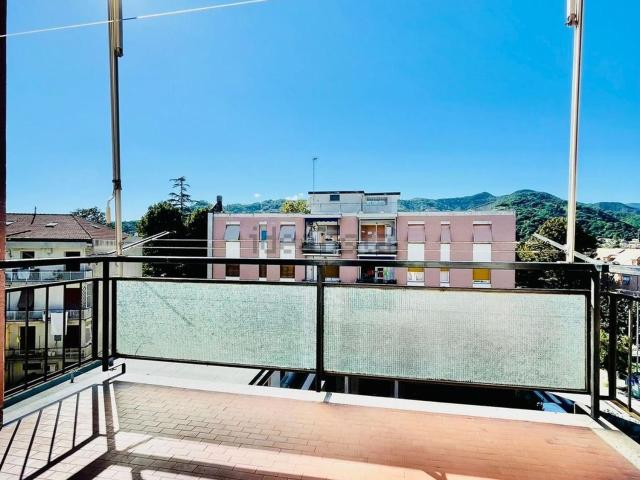 Appartamento in vendita a Luceto, Albisola Superiore