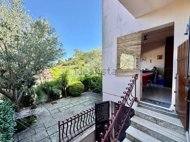 Appartamento in vendita a Rio, Toscana