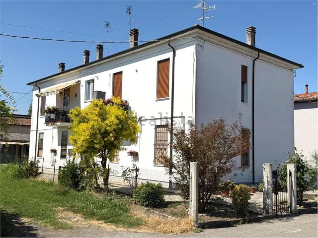 Appartamento in vendita a Ferrara, Reggio Emilia