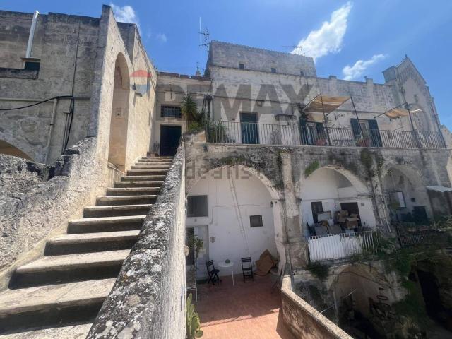 Appartamento in vendita a Sassi di Matera, Matera
