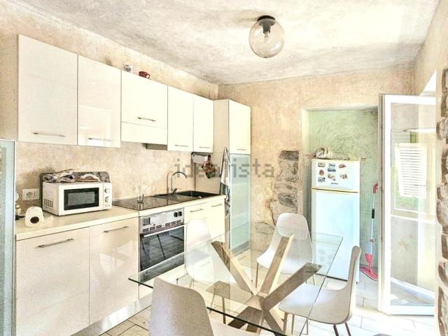 Appartamento in vendita a Prato, Podenzana