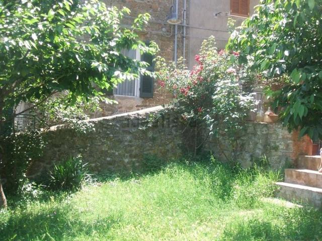 Appartamento in vendita a Magliano In Toscana, Toscana