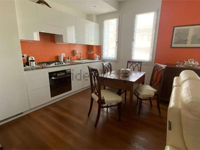 Appartamento in vendita a Pesaro, Pesaro E Urbino