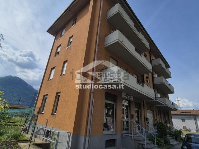 Appartamento in vendita a Rondinera, Rogno