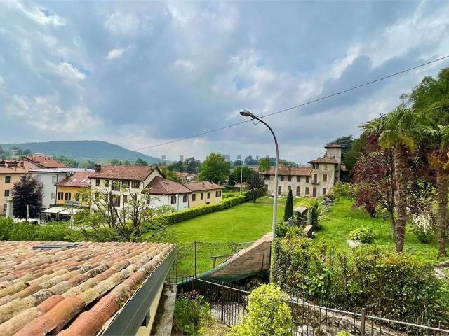 Appartamento in vendita a Albese, Albese con Cassano